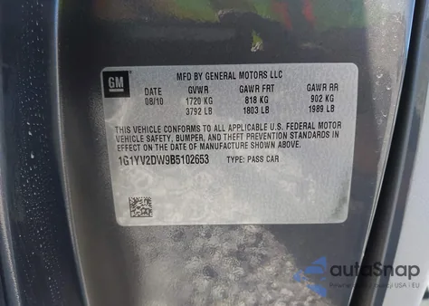 2011 Chevrolet Corvette Grand Sport z USA, uszkodzony, nr VIN 1G1YV2DW9B5102653